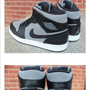 Jordan 1 Grey & black